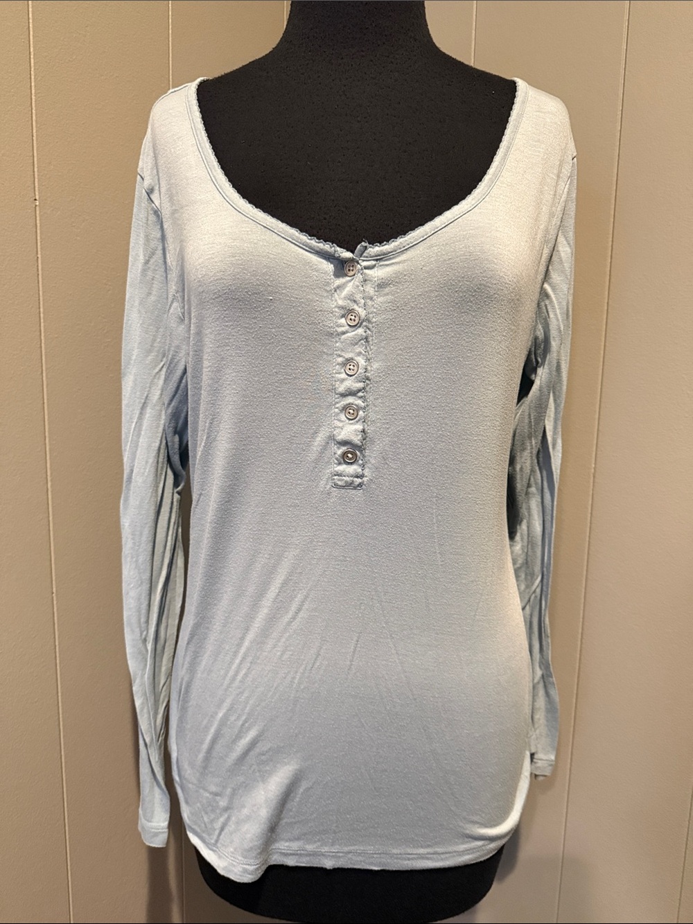 Echo Women’s Small Pale Blue Long-Sleeve Henley Top